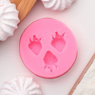 Молд силиконовый «Клубника», 5,5×5,5 см
