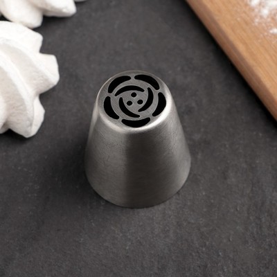 Насадка кондитерская «Цветок 8 лепестков», d=3,7 см, вых. 1,9 см