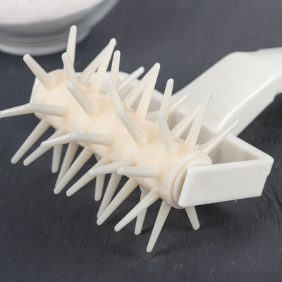 Валик для накатки теста Доляна «Дырки», 18,5×9×6,5 см