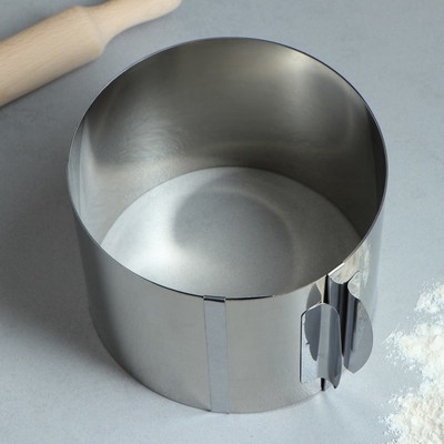 Форма для выпечки и выкладки с регулировкой размера "Круг", H-12 см, D-16-30 см