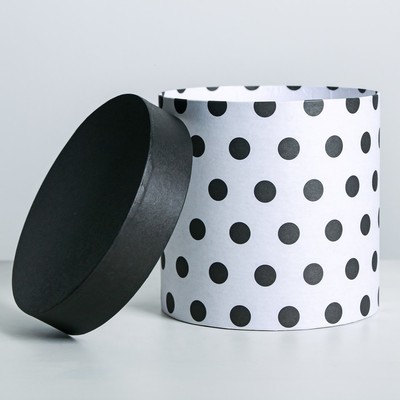 Подарочная коробка круглая «Чёрный горох», 16 × 16 см