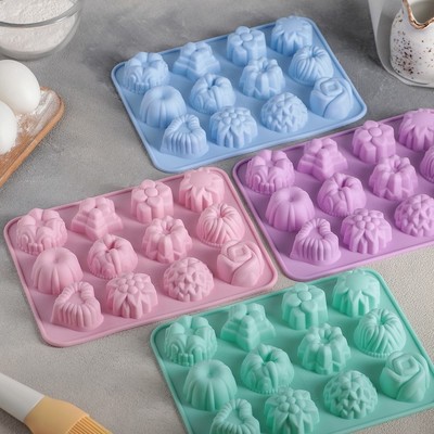 Форма для выпечки Доляна «Немецкий кекс, роза», 16×21 см, 12 ячеек (d=4,2 см), цвет МИКС