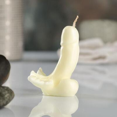 Свеча фигурная "Фаворит с крыльями" молочное 7,5см